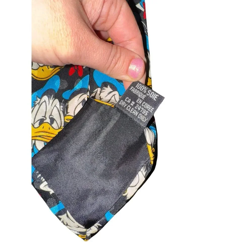 Disney Mickey Inc Donald Duck Faces Cartoon Vintage Novelty Necktie 100% Silk
